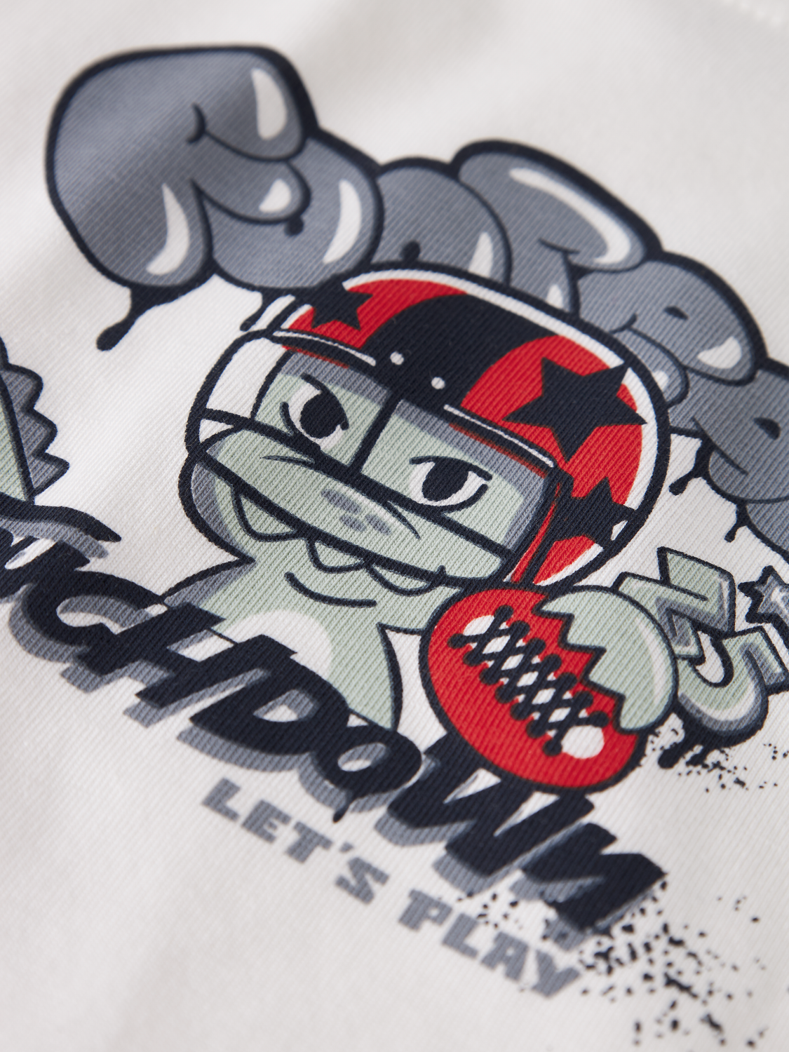 model_shot-front_full